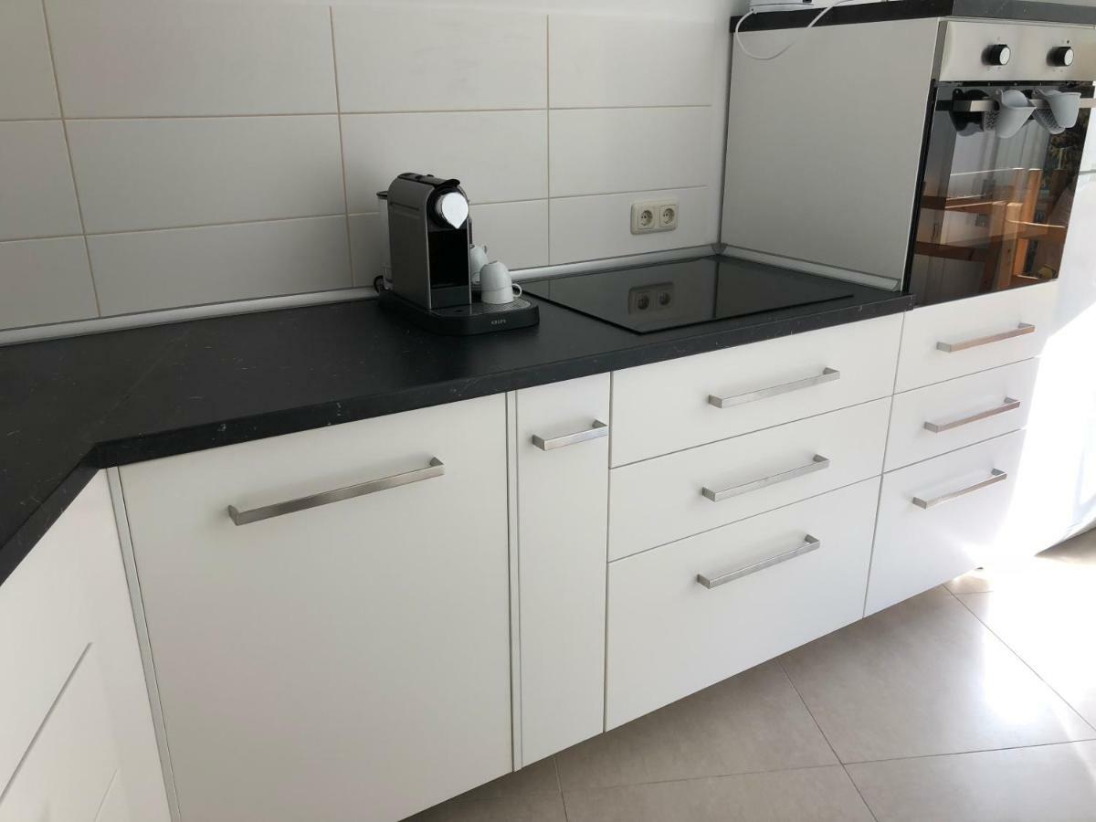 Sonnige Wohnung Im Zentrum Mit Terrasse U Tiefgarage - Netflix & Prime Lipsk Zewnętrze zdjęcie