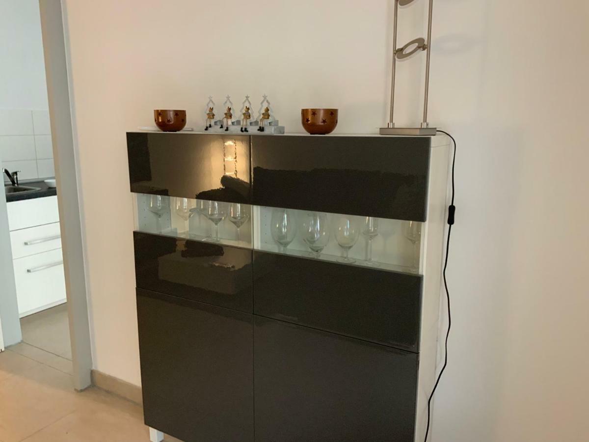 Sonnige Wohnung Im Zentrum Mit Terrasse U Tiefgarage - Netflix & Prime Lipsk Zewnętrze zdjęcie